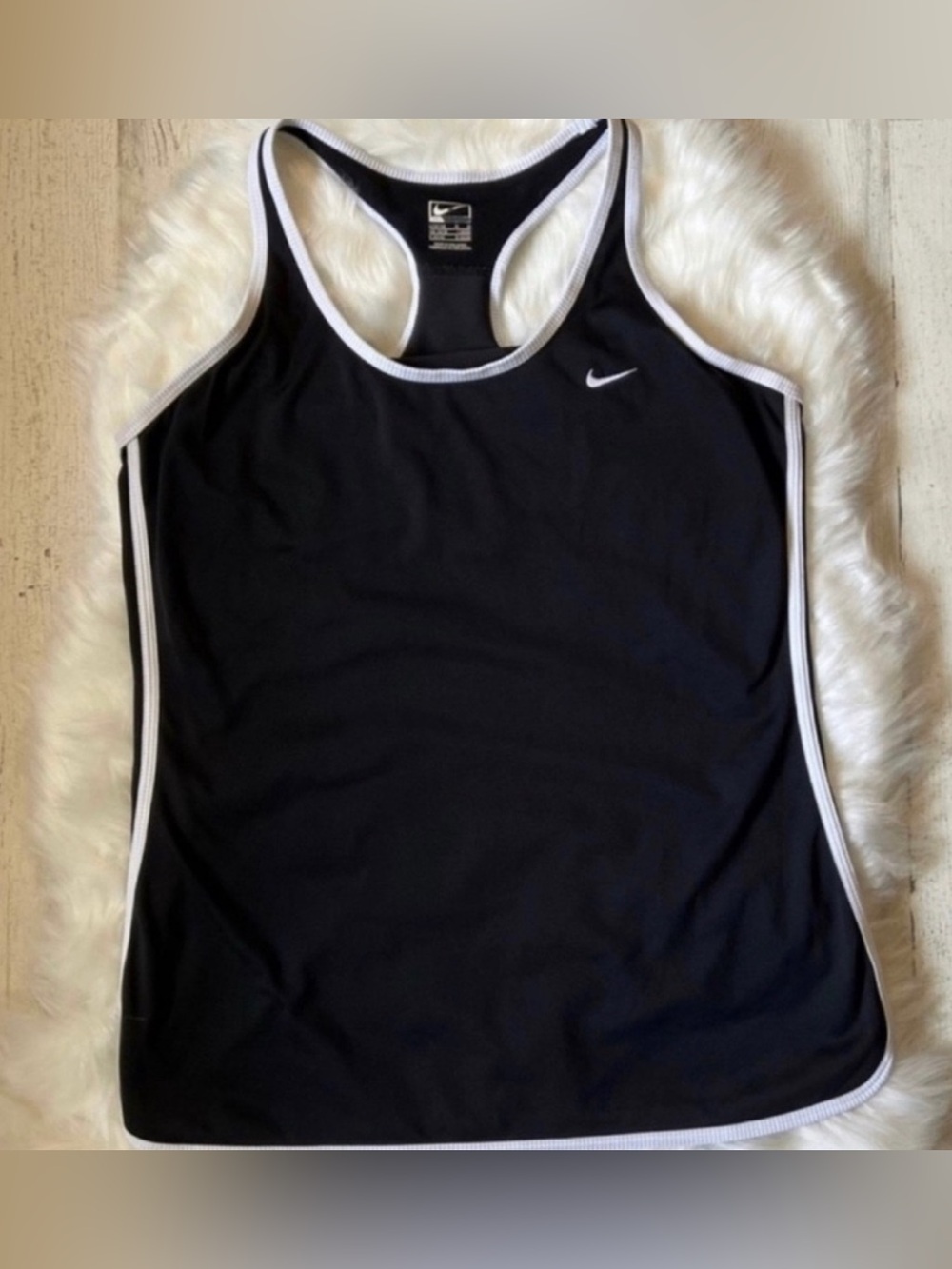 Women’s Nike Black Performer Tank Top with White Trim Size Large